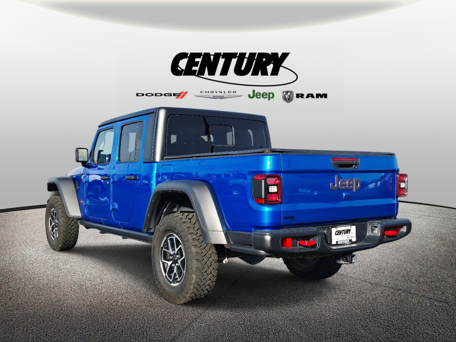 Used 2024 Jeep Gladiator Rubicon w/ Technology Group image 6