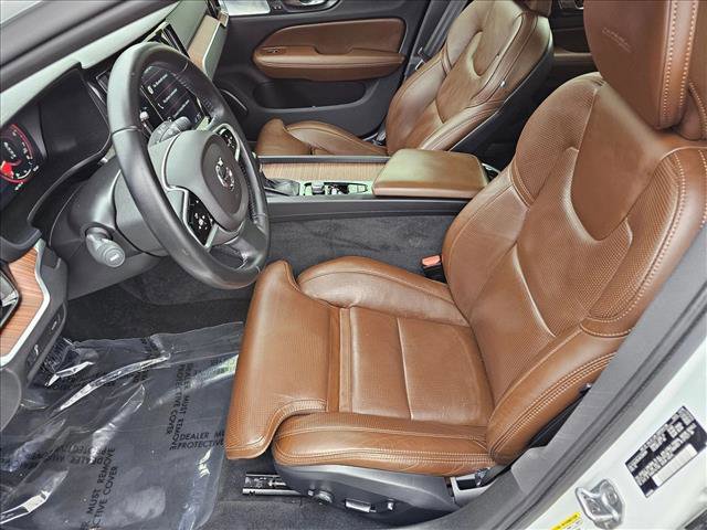 Used 2019 Volvo V60 T6 Inscription image 15