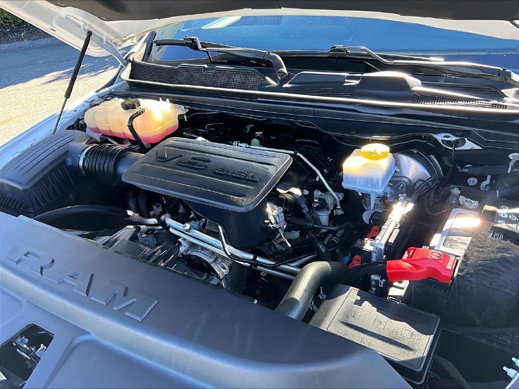 Used 2023 RAM 1500 Big Horn AWD/4WD image 36