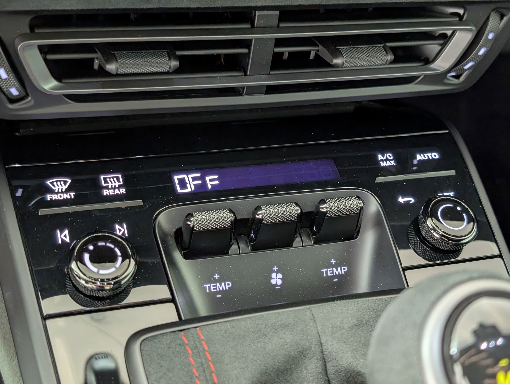 Used 2025 Porsche 911 GT3 RS image 29