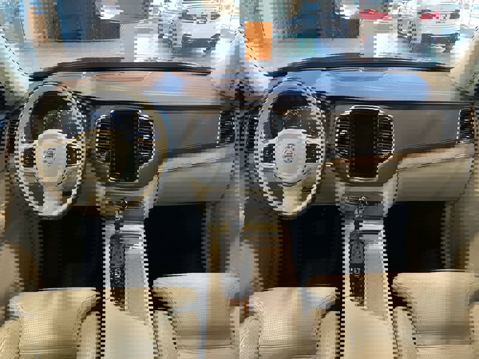 Used 2022 Volvo XC90 T6 Inscription w/ Advanced Package image 22