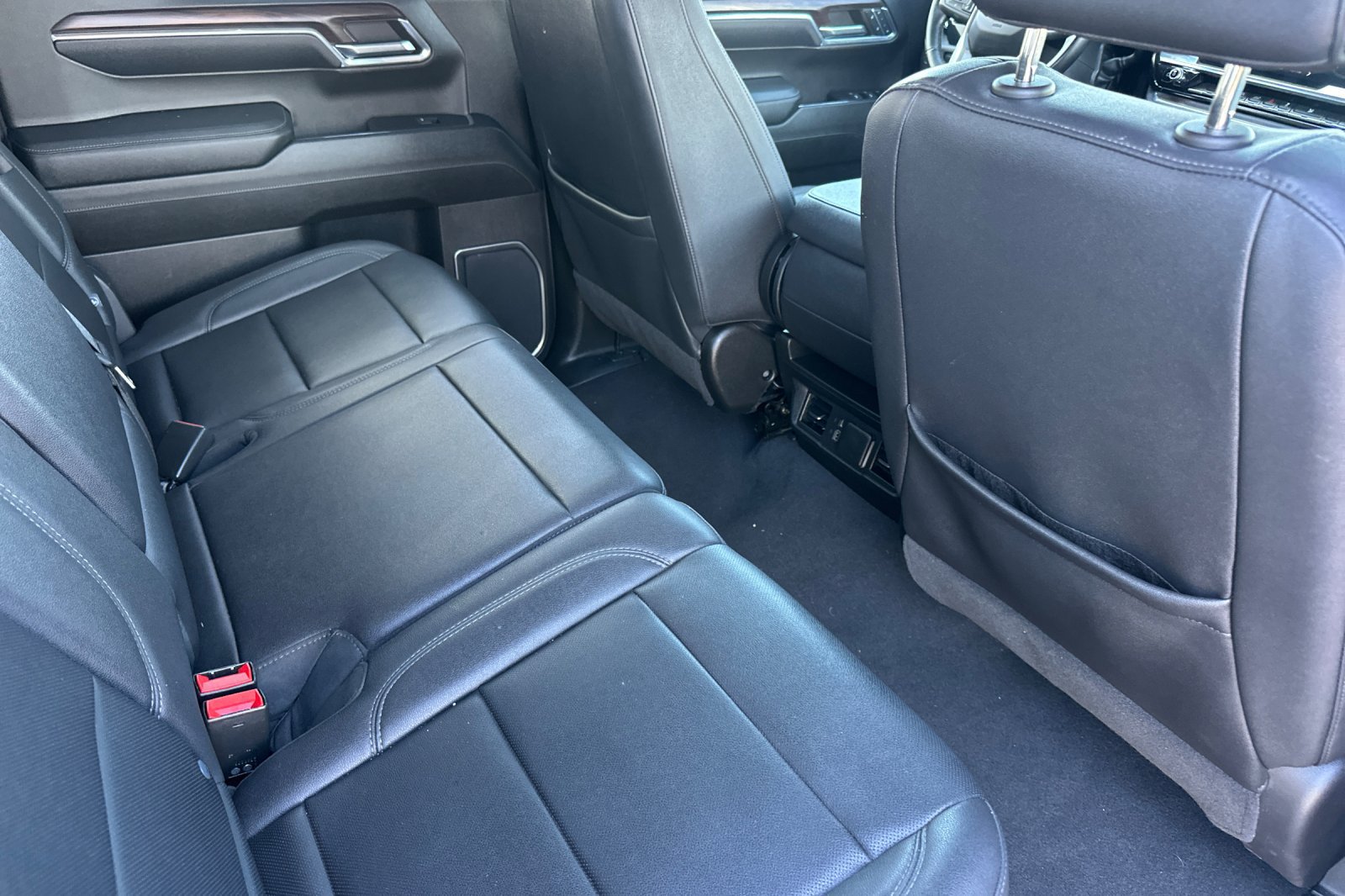 Used 2024 GMC Sierra 1500 SLT RWD image 18