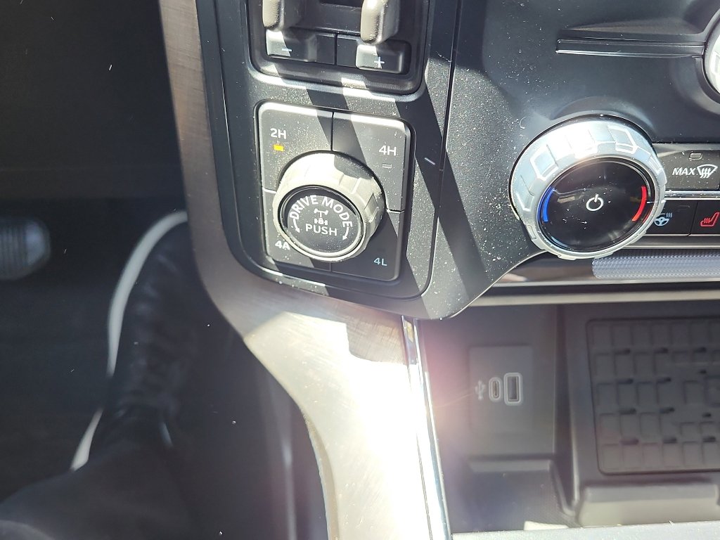 Used 2025 Ford F150 King Ranch w/ FX4 Off-Road Package image 30