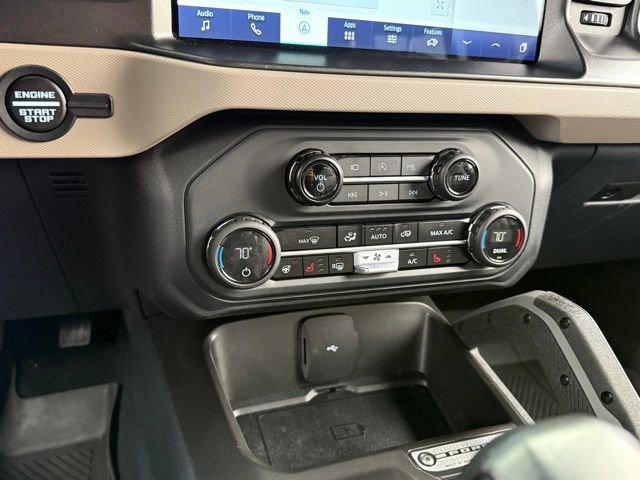 Used 2023 Ford Bronco Wildtrak image 23