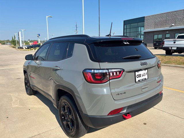 Used 2024 Jeep Compass Trailhawk AWD/4WD image 6