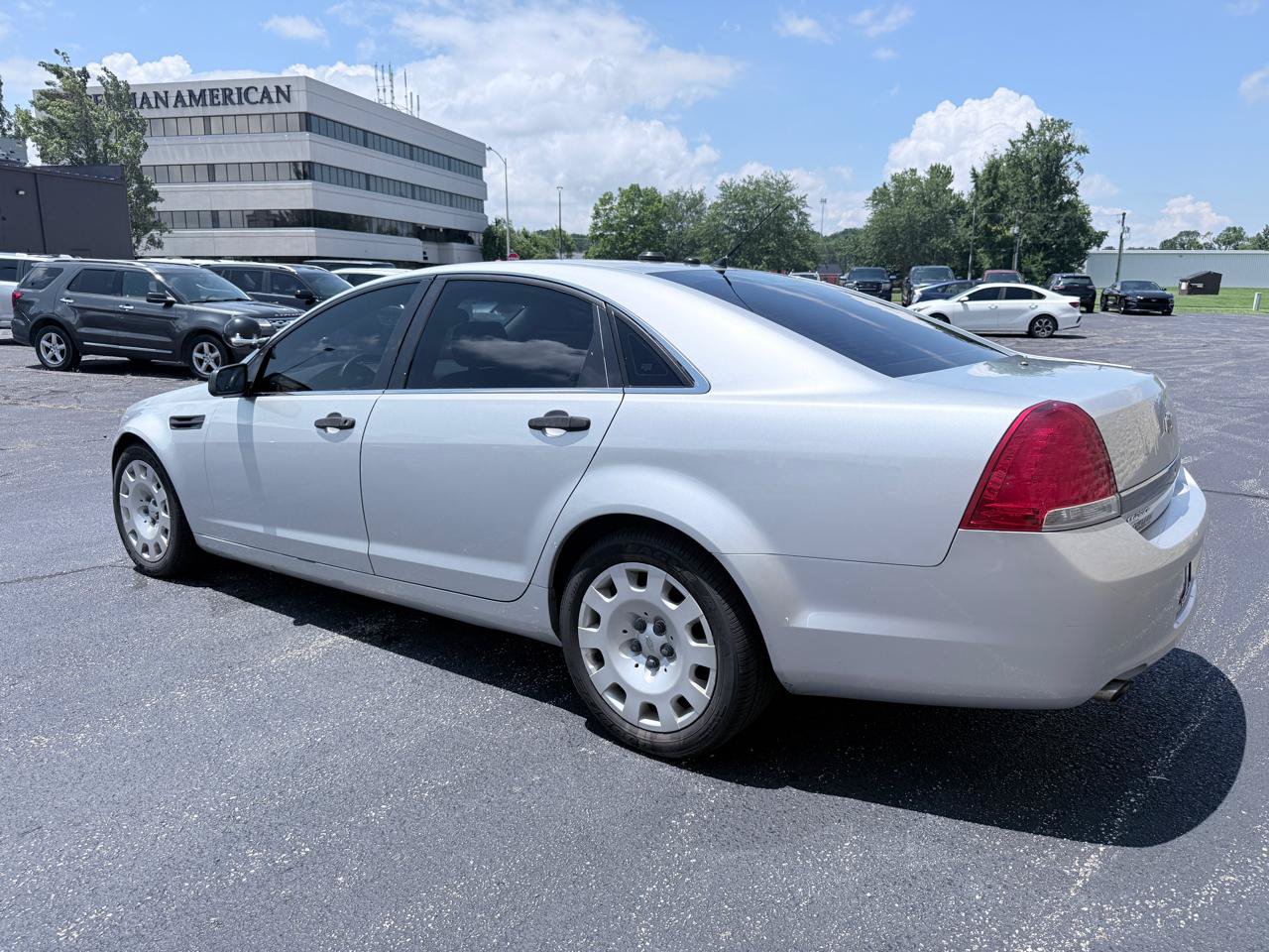 Used 2012 Chevrolet Caprice RWD image 3