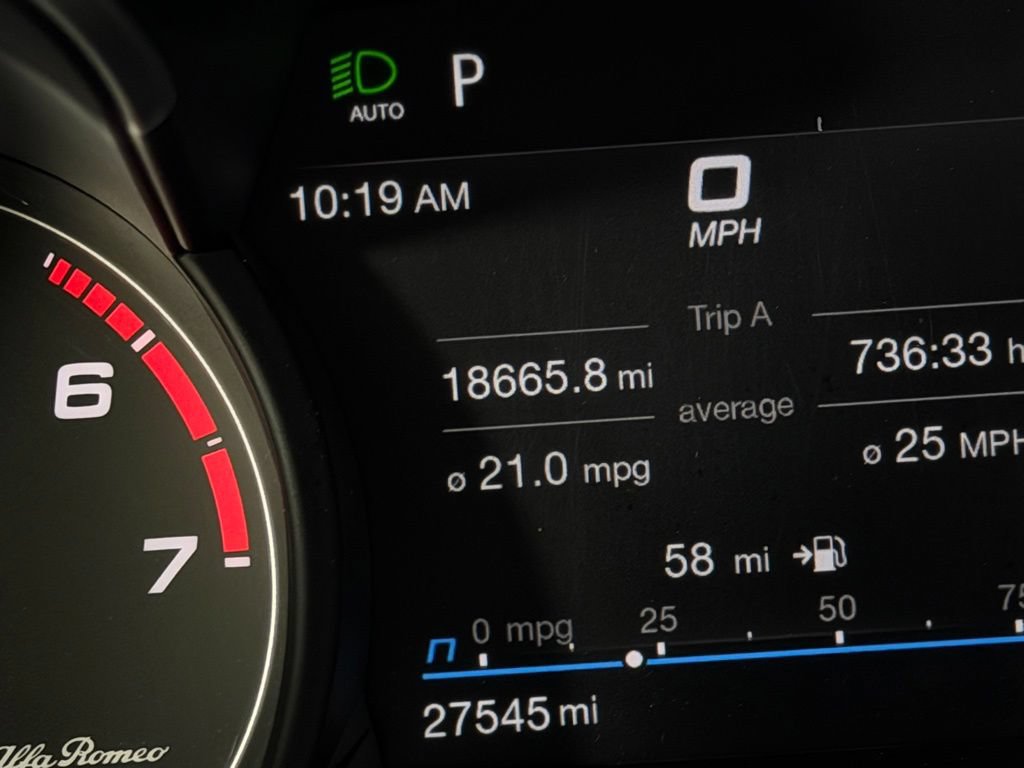 Used 2023 Alfa Romeo Stelvio Ti AWD/4WD image 19