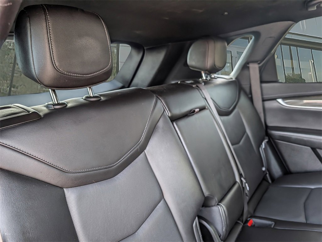 Used 2022 Cadillac XT5 Sportv w/ LPO, ONYX Package image 18