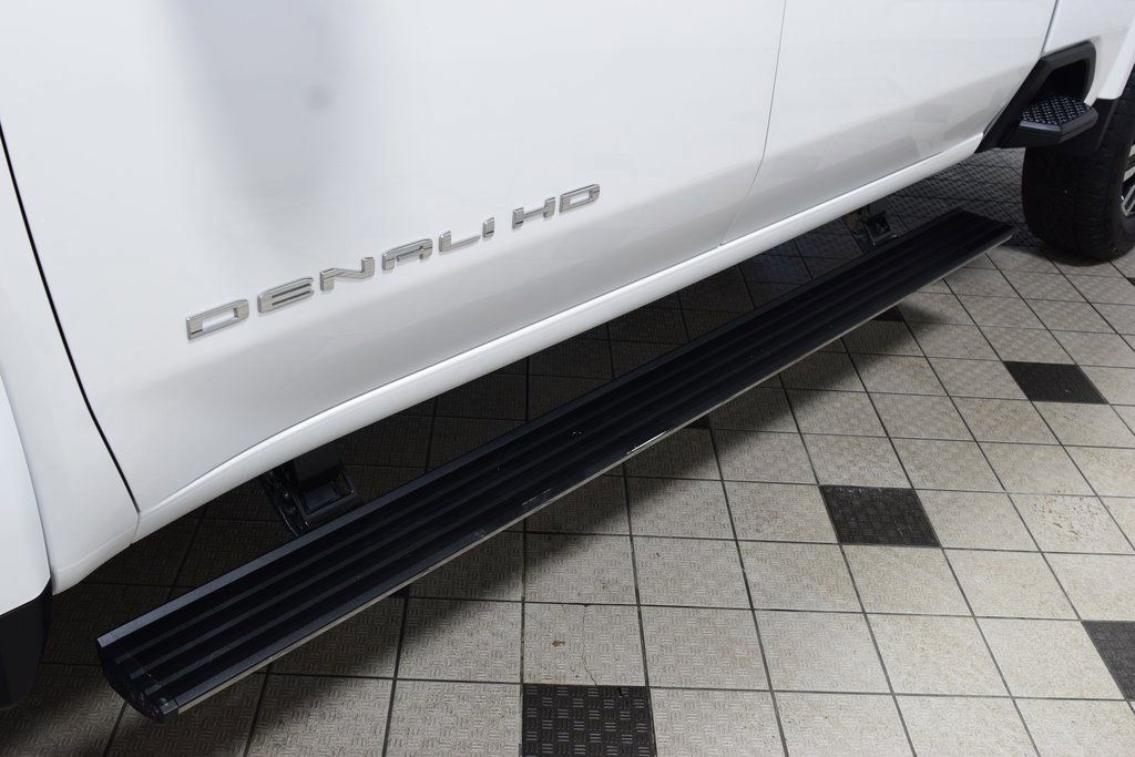 Used 2024 GMC Sierra 2500 Denali Ultimate image 32