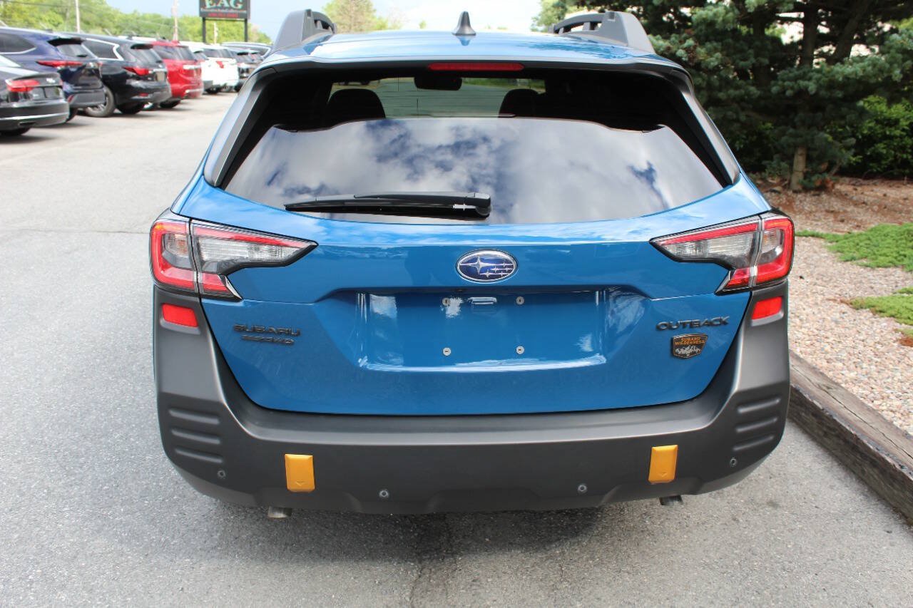 Used 2025 Subaru Outback Wilderness AWD/4WD image 7