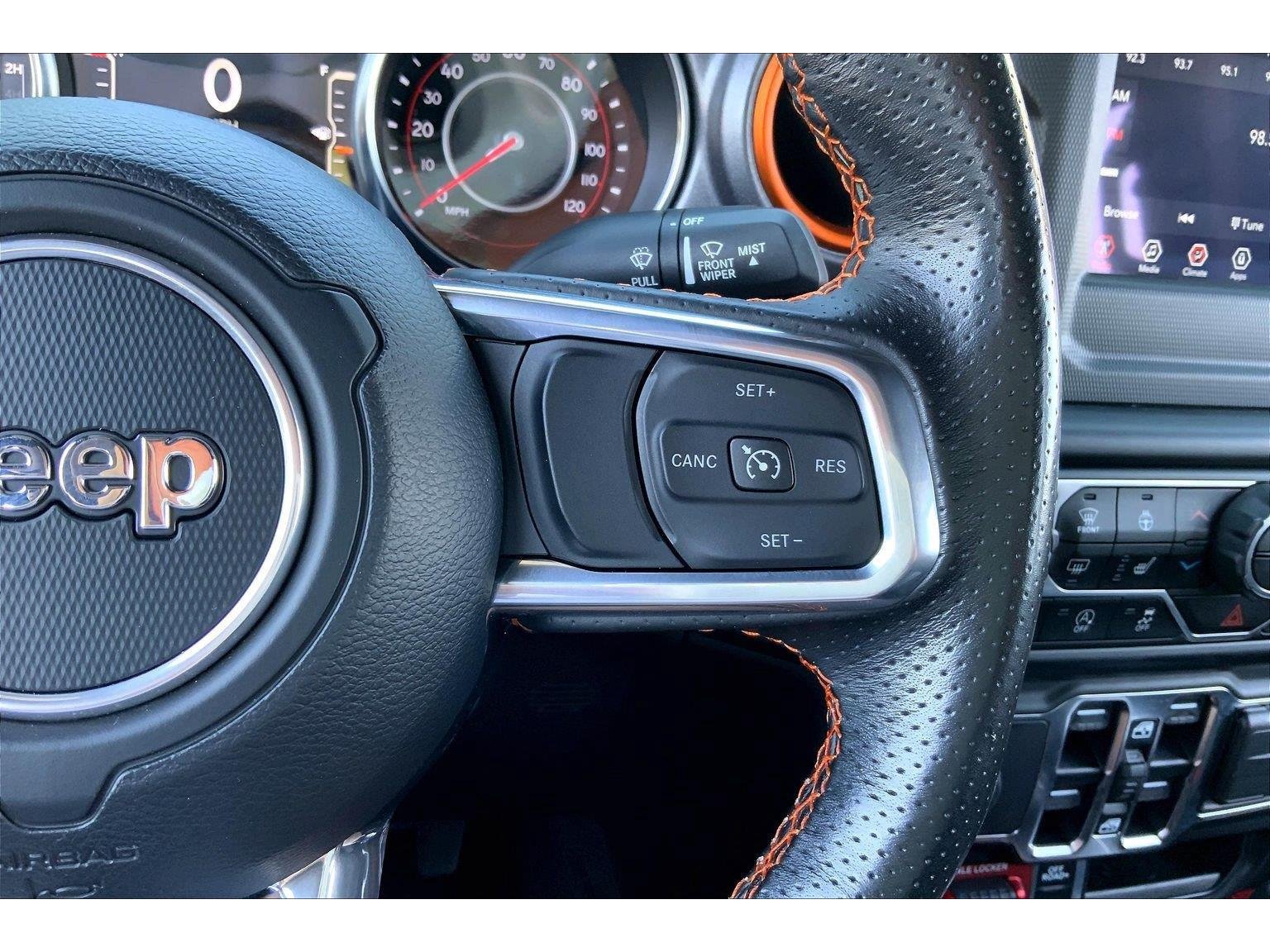 Used 2021 Jeep Gladiator Mojave w/ Cold Weather Group AWD/4WD image 18