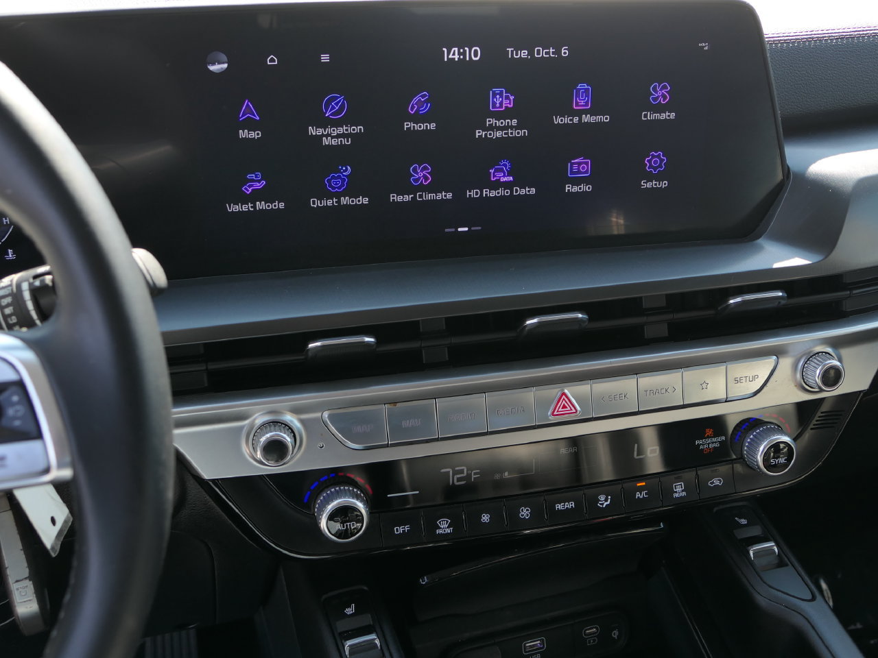 Certified 2024 Kia Telluride S w/ S Sunroof Package FWD image 18