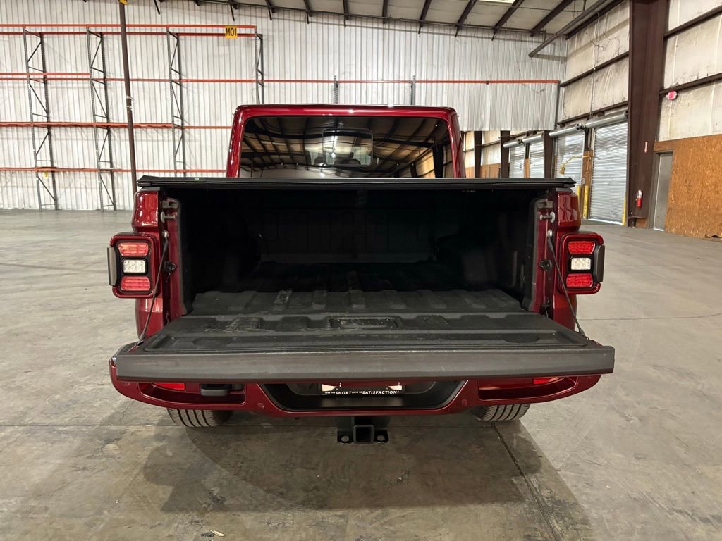 Used 2021 Jeep Gladiator Overland image 12