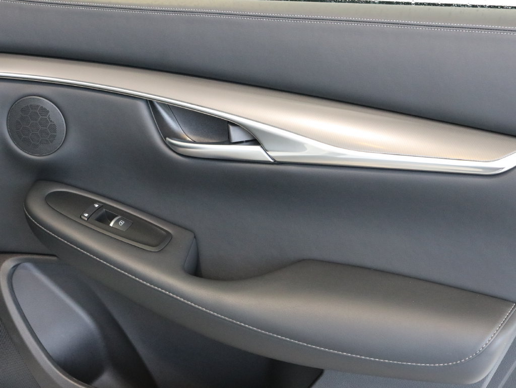 Certified 2025 INFINITI QX50 Luxe AWD/4WD image 42
