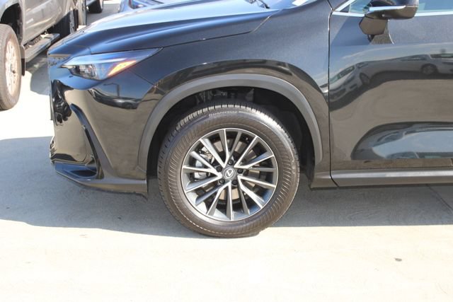 Certified 2024 Lexus NX 250 FWD image 4