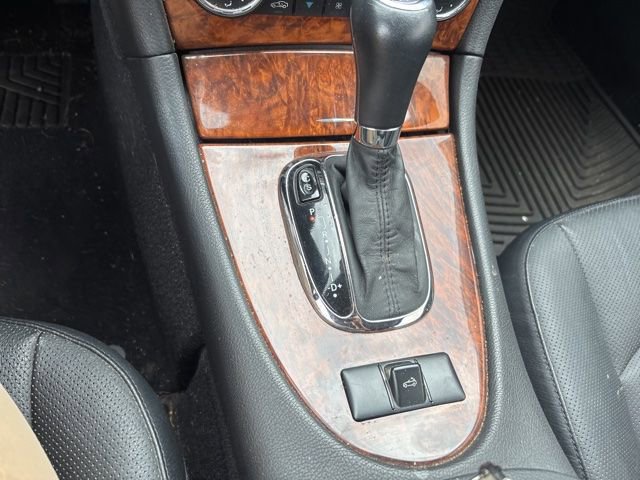 Used 2009 Mercedes-Benz CLK 550 Cabriolet image 11
