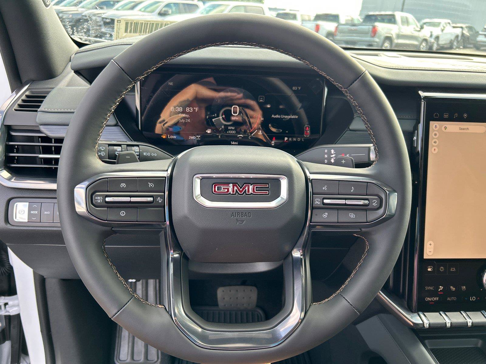New 2026 GMC Acadia AT4 w/ Luxury Package AWD/4WD image 29