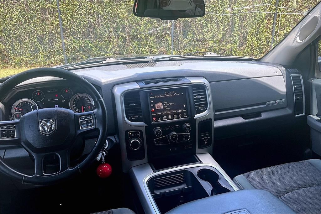 Used 2016 RAM 1500 SLT RWD image 8