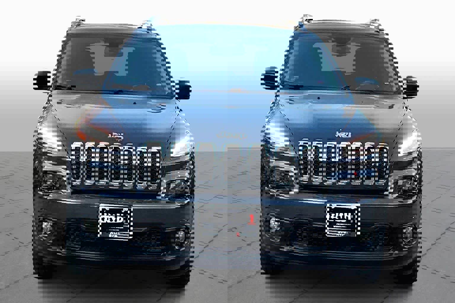 Used 2017 Jeep Cherokee Latitude w/ Safety/Convenience Group image 3