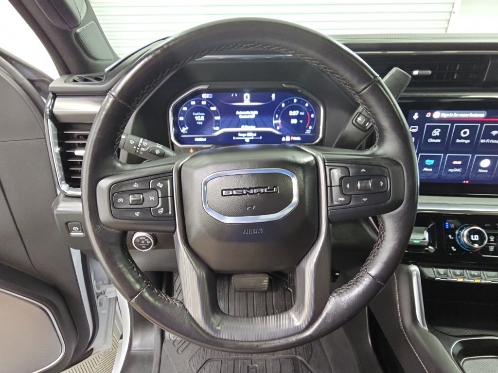 Used 2025 GMC Sierra 2500 Denali Ultimate AWD/4WD image 25