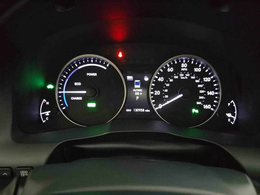 Used 2015 Lexus ES 300h w/ Navigation System Package FWD image 19
