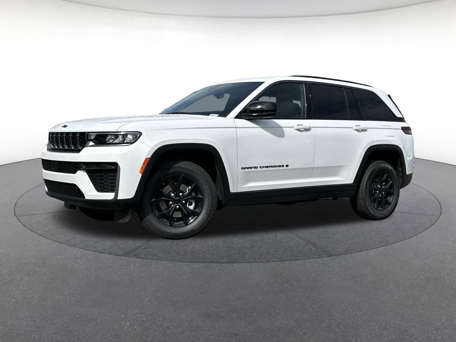 New 2026 Jeep Grand Cherokee Altitude AWD/4WD image 1