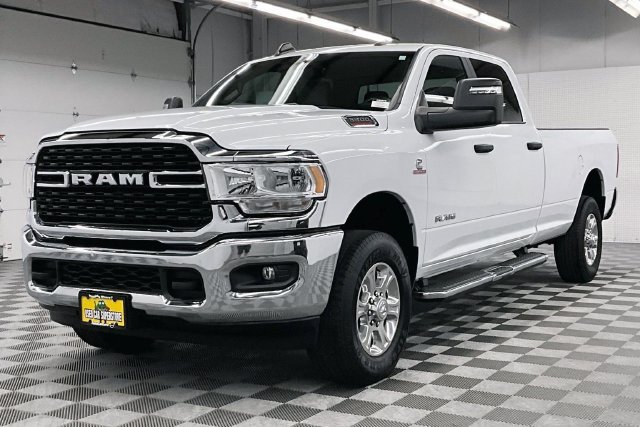Used 2024 RAM 3500 Big Horn AWD/4WD image 13
