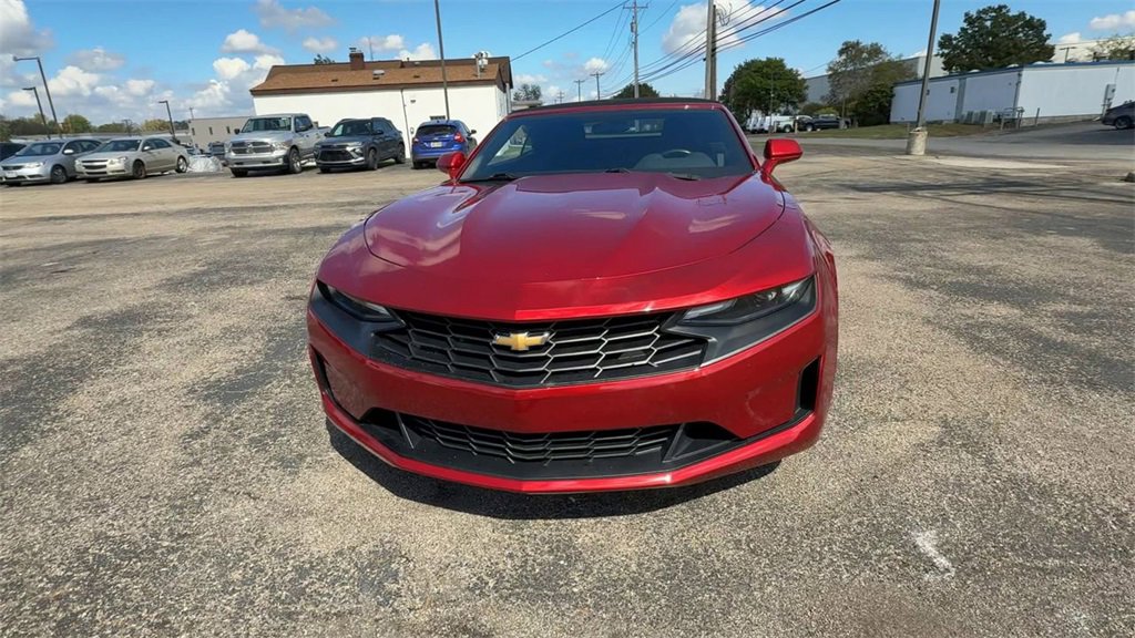 Used 2023 Chevrolet Camaro LT image 3