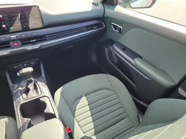Used 2025 Kia K4 EX FWD image 14