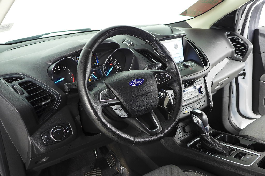 Used 2019 Ford Escape SE FWD image 30