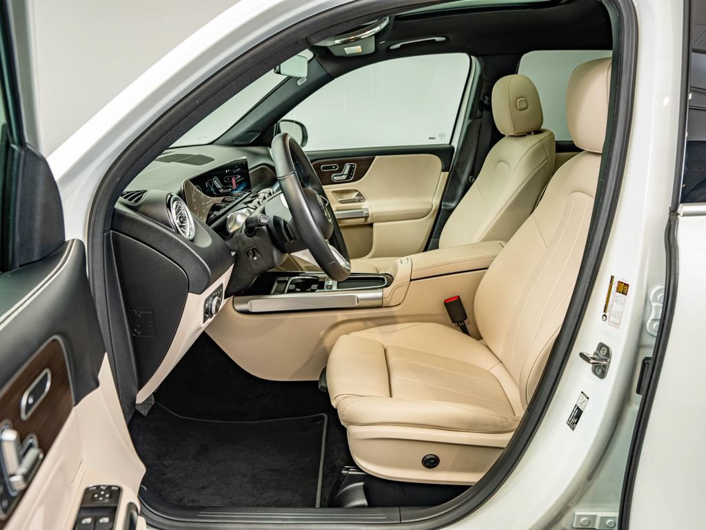 Certified 2026 Mercedes-Benz GLB 250 4MATIC image 33
