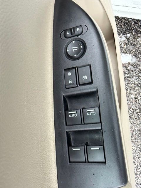 Used 2016 Honda Accord Touring image 21