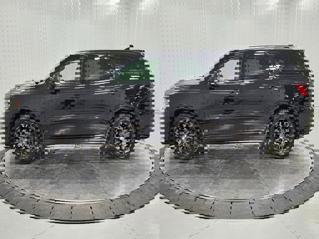 Used 2018 Dodge Durango R/T image 2