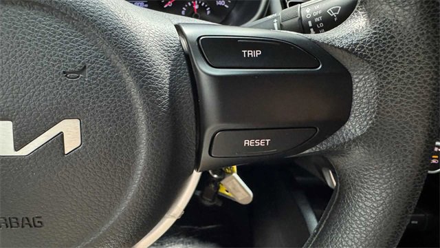 Used 2022 Kia Rio LX image 26