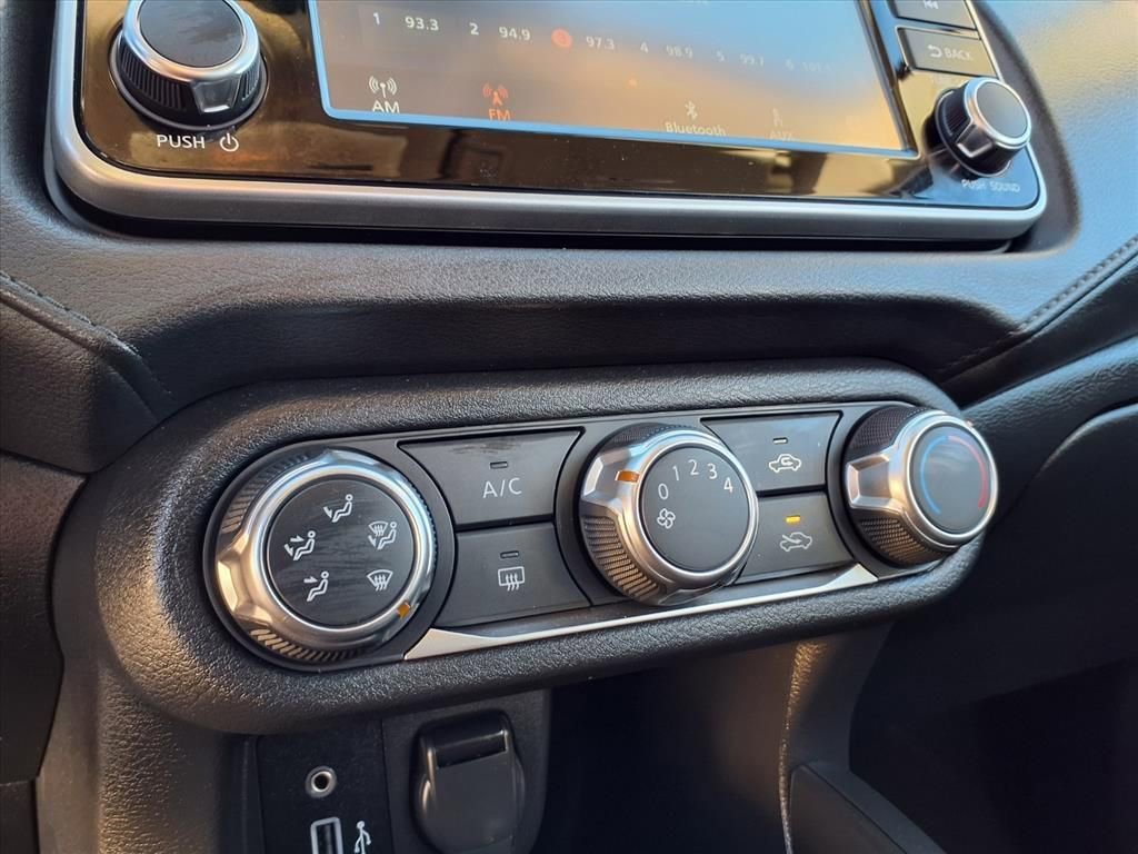 Certified 2025 Nissan Versa S w/ Trunk Package image 7