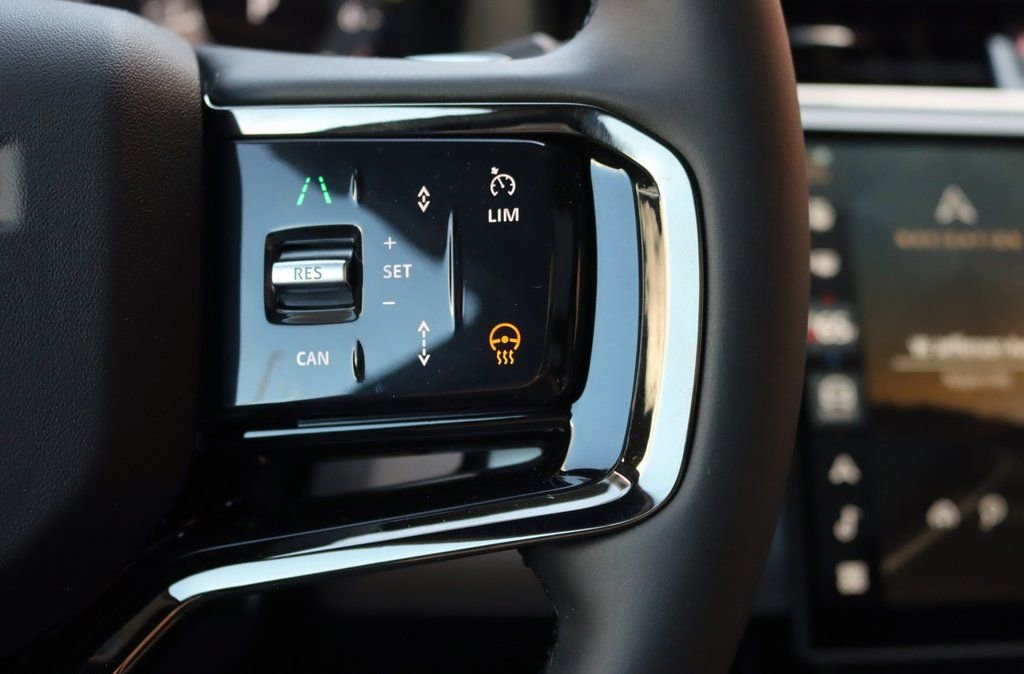 Used 2026 Land Rover Range Rover Evoque S image 18