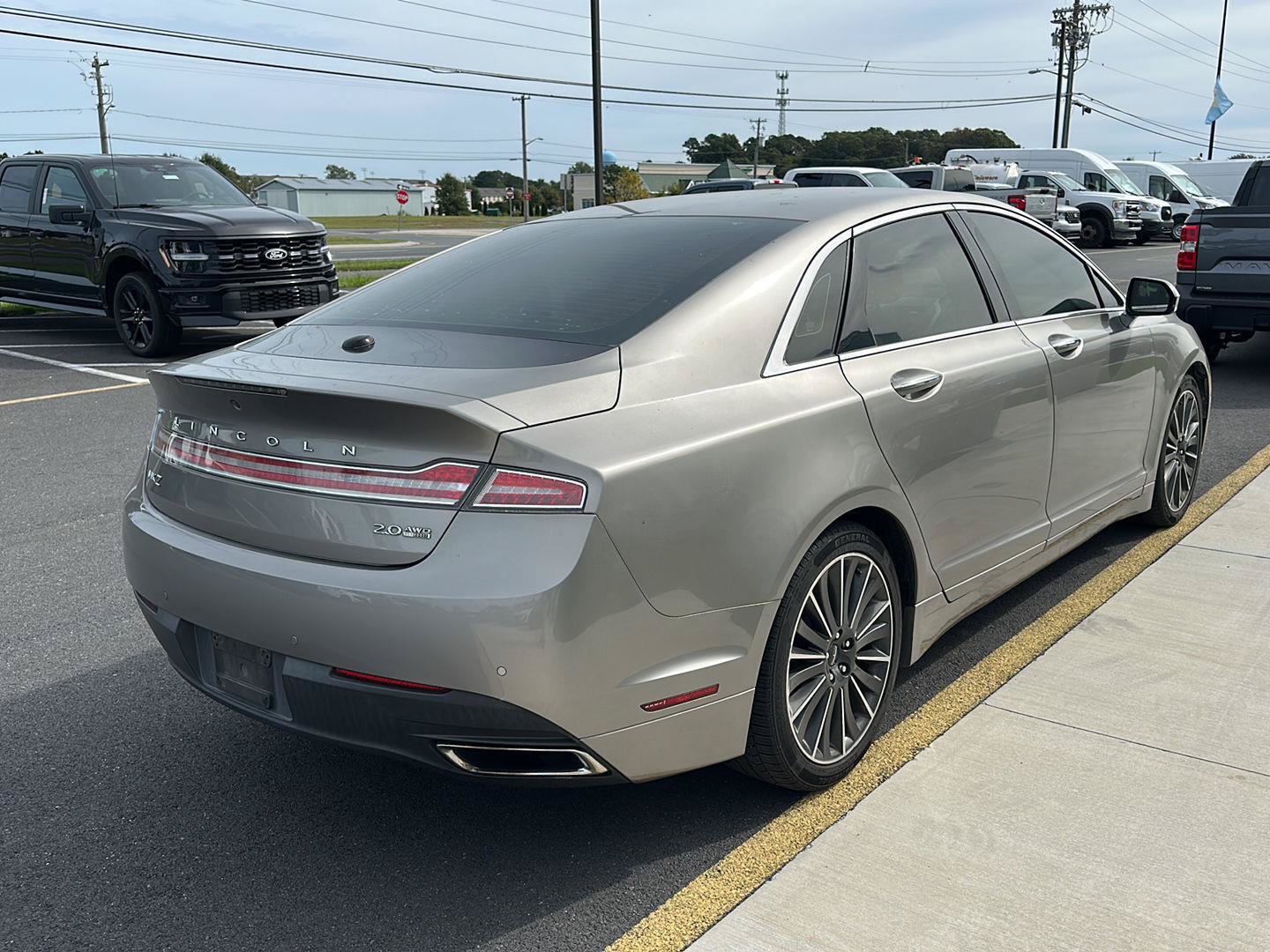Used 2016 Lincoln MKZ AWD w/ Equipment Group 300A Reserve image 5