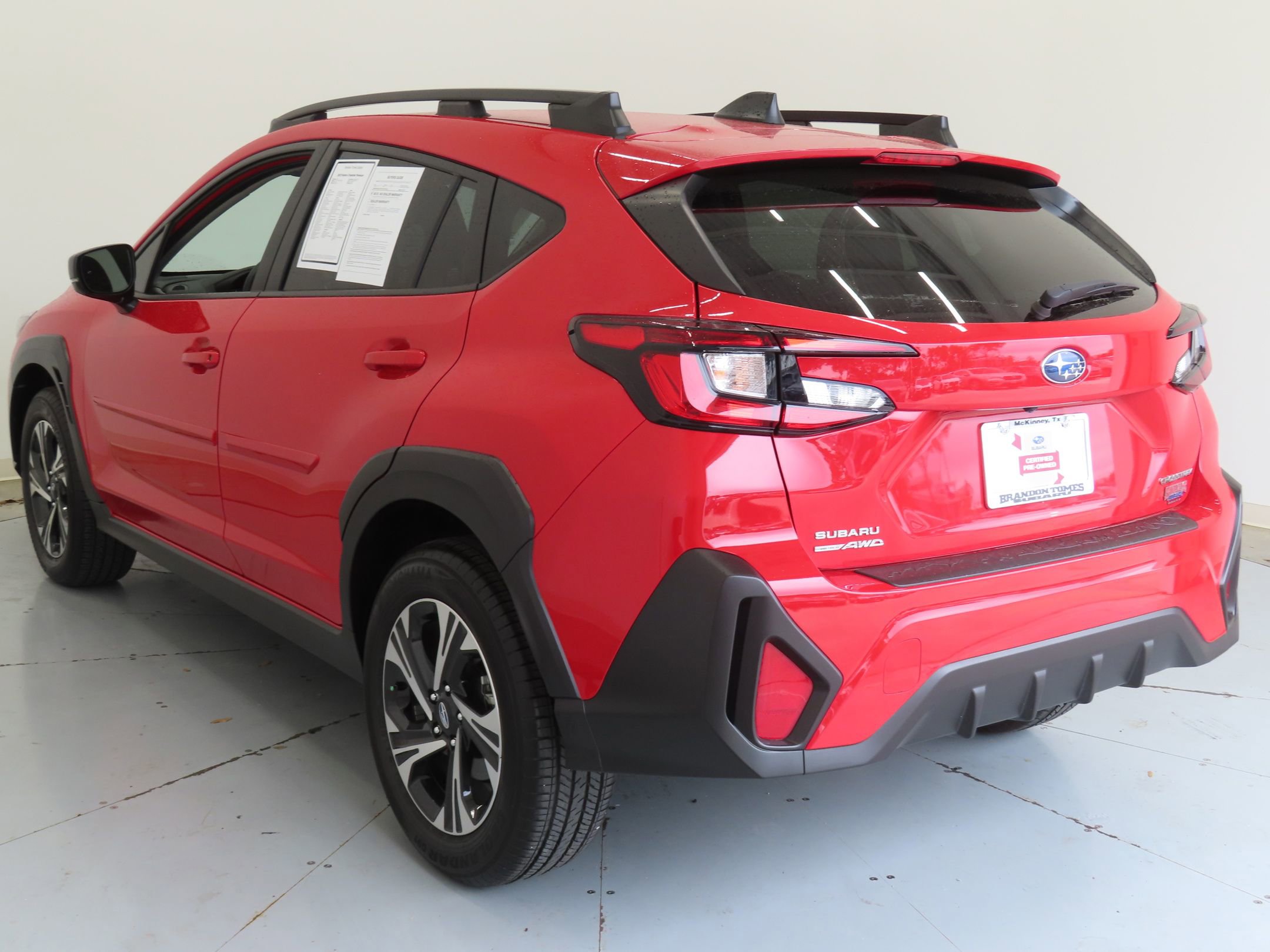 Used 2025 Subaru Crosstrek 2.0i Premium w/ Crosstrek Mirror Package AWD/4WD image 8