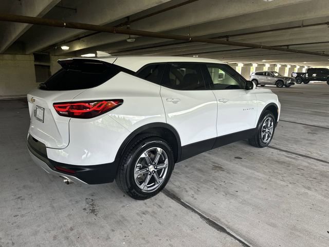 Used 2025 Chevrolet Blazer LT FWD image 36