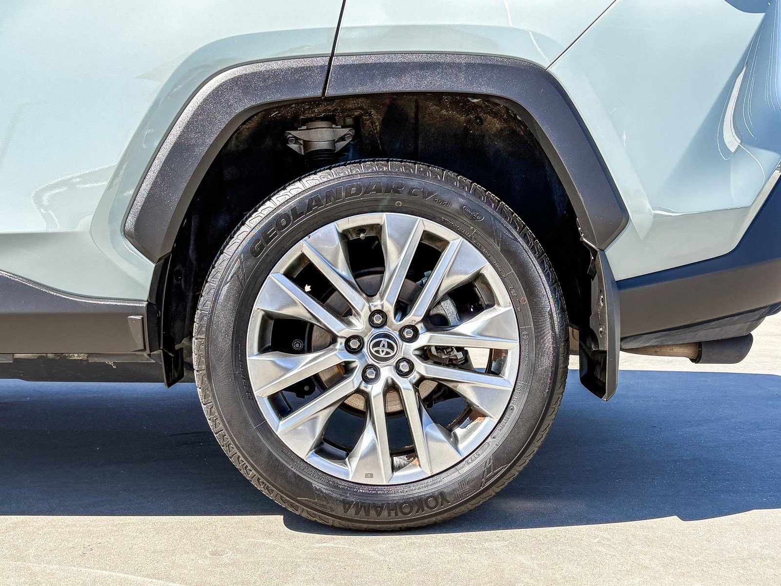 Certified 2022 Toyota RAV4 XLE Premium image 9