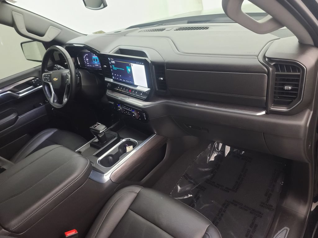 Used 2024 Chevrolet Silverado 1500 LTZ AWD/4WD image 14
