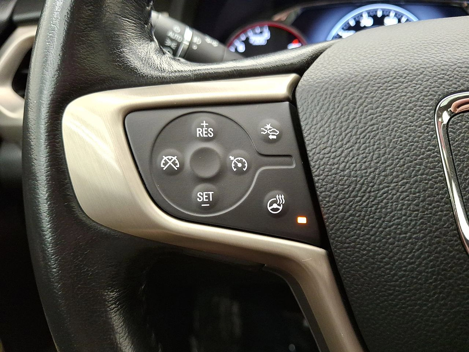 Used 2017 GMC Acadia Denali w/ Technology Package image 17