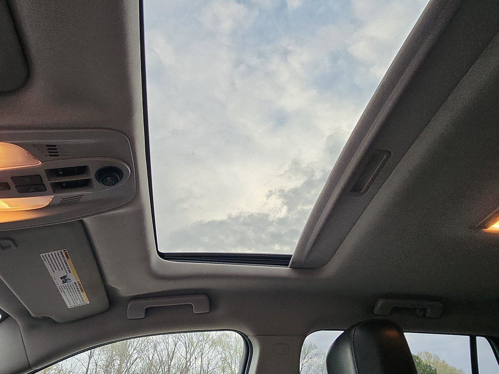 Used 2015 GMC Terrain SLT w/ Chrome Edition image 14