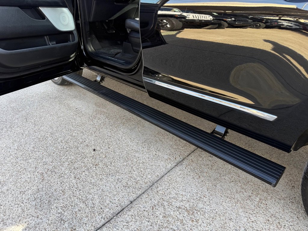 Used 2018 Lincoln Navigator L Reserve w/ Technology Package image 12