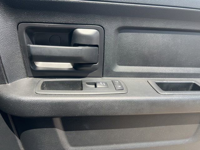 Used 2018 RAM 1500 Express w/ Express Value Package image 31