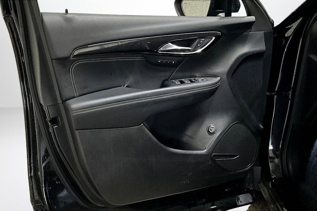 Used 2022 Buick Envision Essence w/ Sport Touring Package AWD/4WD image 19