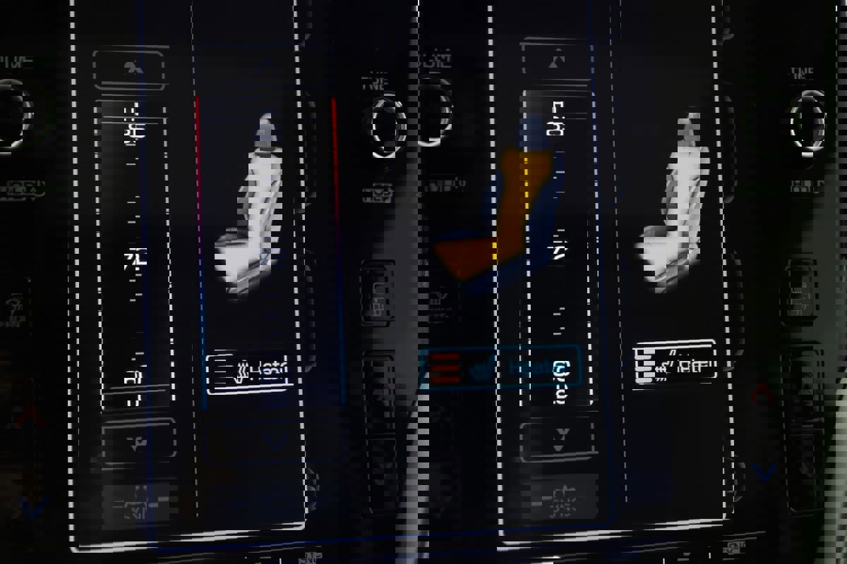 Used 2022 Subaru Outback Limited image 8