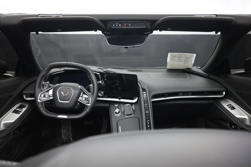 Used 2024 Chevrolet Corvette Z06 RWD image 13