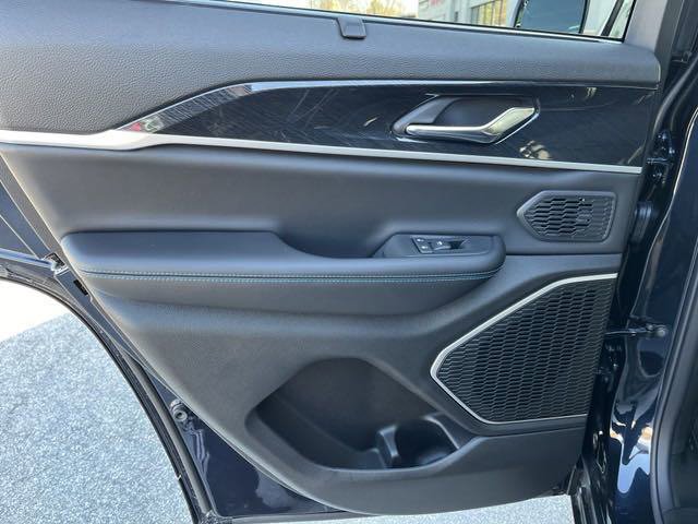 New 2024 Jeep Grand Cherokee Trailhawk w/ Advanced Protech Group II image 35