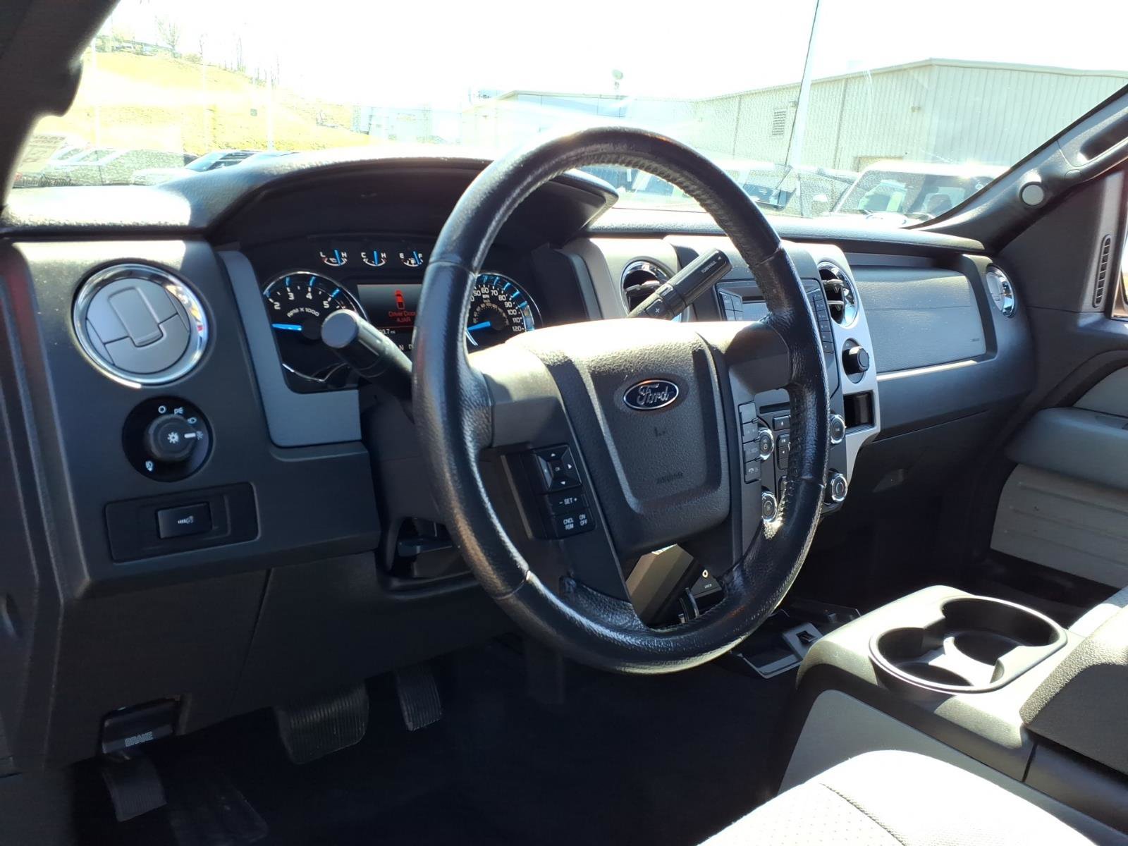 Used 2014 Ford F150 XLT w/ Equipment Group 302A Luxury image 16